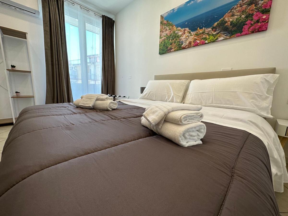 B&B Off Rooms And Relax Nápoly Kültér fotó